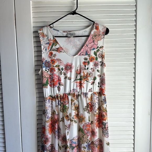 Cream floral bridesmaids dress - Picture 5 of 9